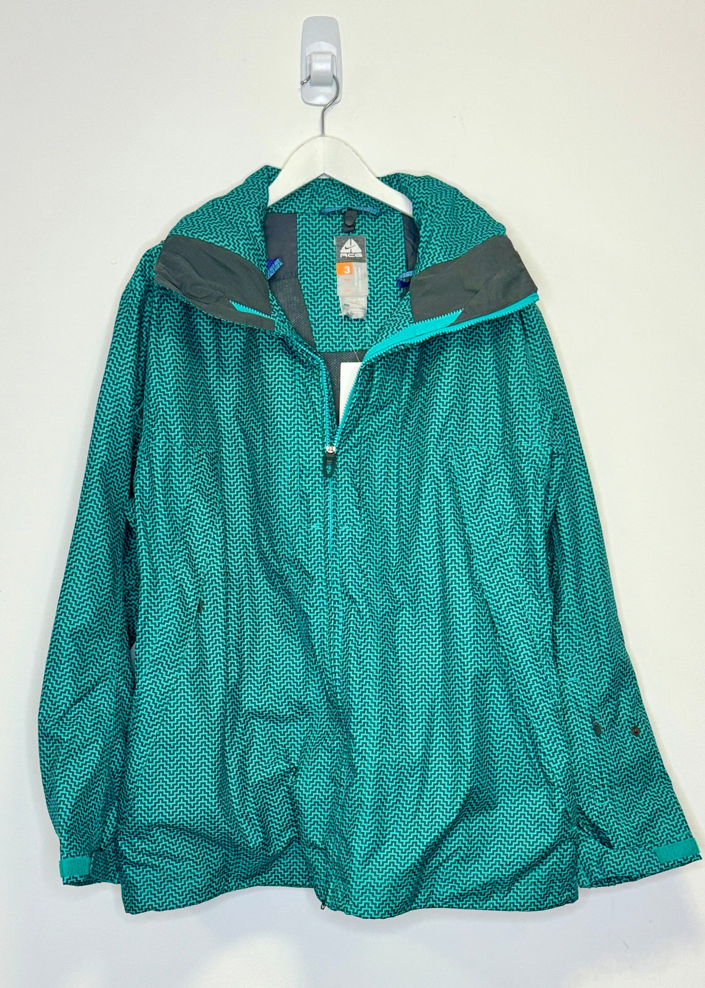 NIKE ACG 2008 OUTWEAR ZIP JACKET