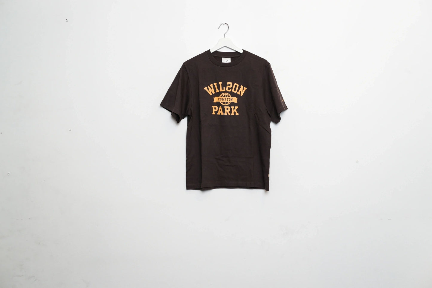 Nike Wilson Park Compton T-Shirt Brown Small